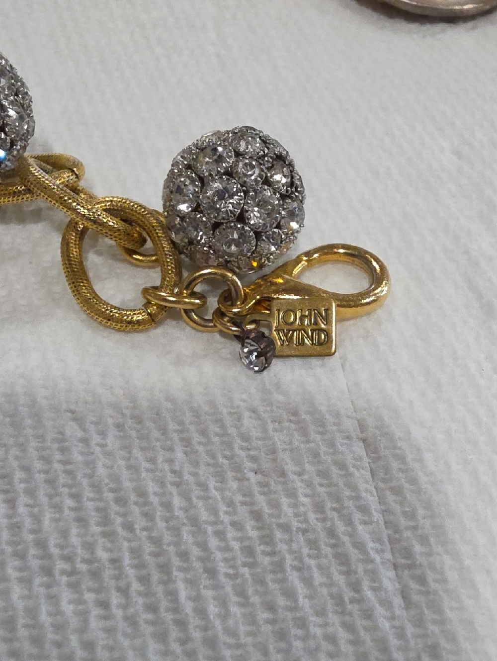 JOHN WIND Chunky Gold-Tone Crystal Charm Bracelet - Gold and Clear